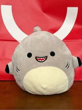 Squishmallows Collection Original Gordon the Shark Plush 7.5in NWOT